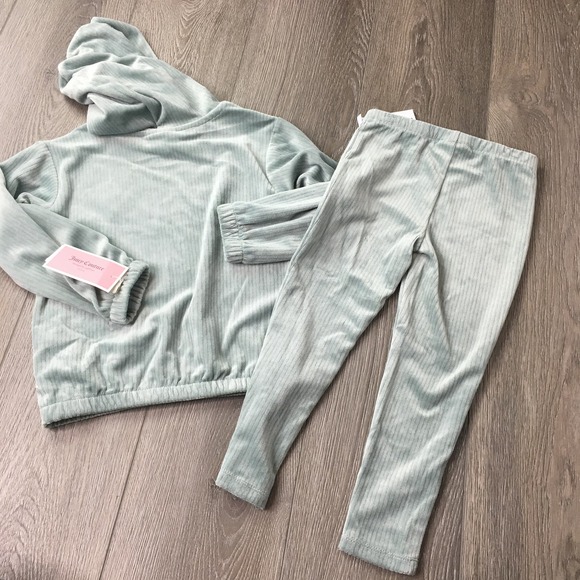 NWT Juicy Couture Little Girl's 2-Piece Velour Pajama Set Green Size 4 - Picture 4 of 5